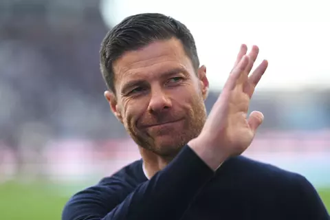 "انتقال مجاني".. ألونسو يقترب من تدريب ريال مدريد